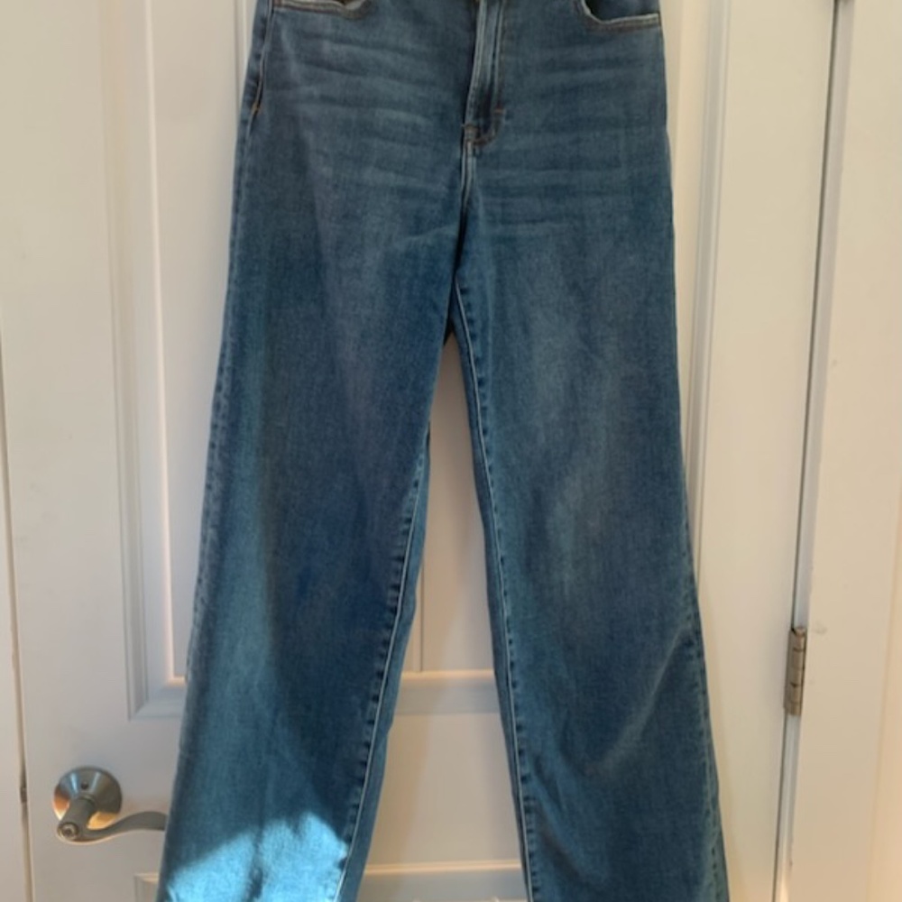 Hidden Jeans